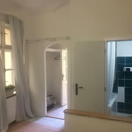 Mira 4 * Bratislava