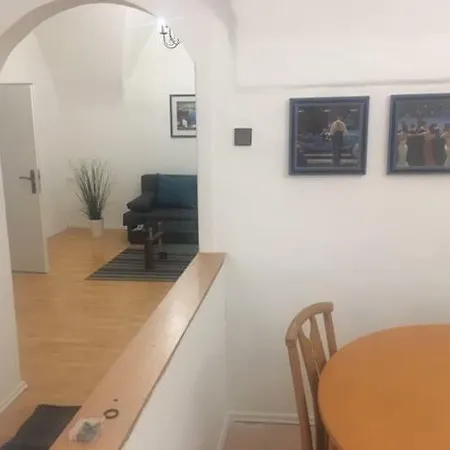 Mira 4 Bratislava