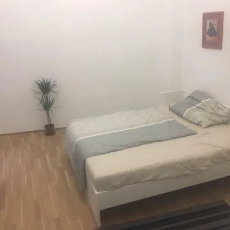 Mira 4 Bratysława
